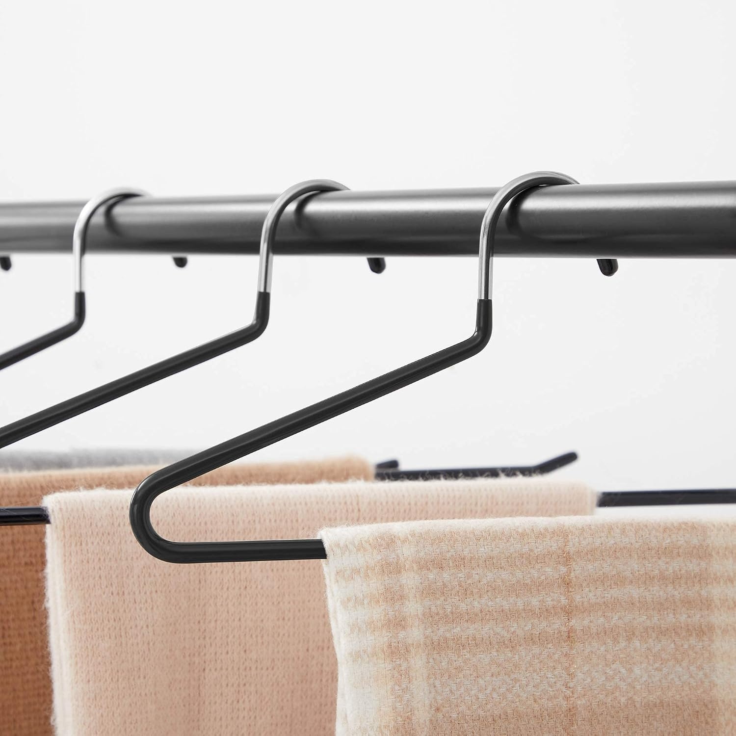 image:imageVASAGLE 20 Pack Pants Hangers Open Ended Easy Slide Trouser Organizers NonSlip Black UCRI00420