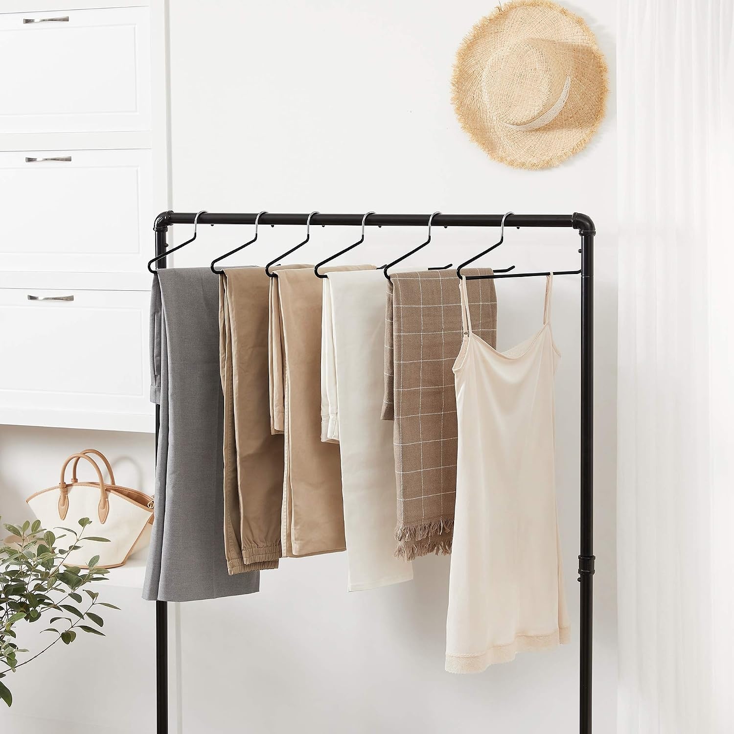 image:imageVASAGLE 20 Pack Pants Hangers Open Ended Easy Slide Trouser Organizers NonSlip Black UCRI00420